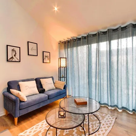 Holiday home Entre Parenthese *